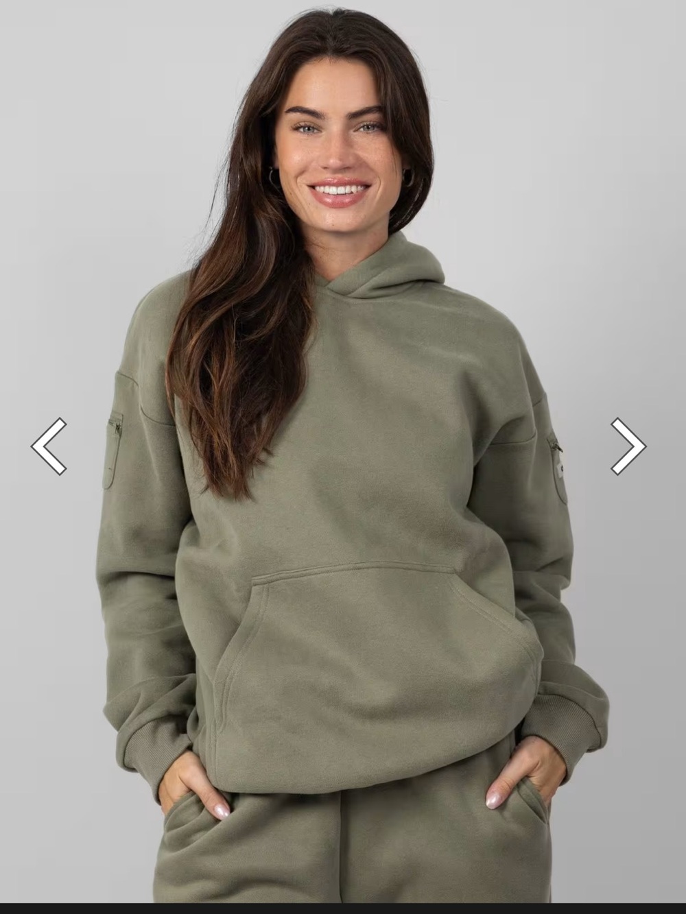 Comfrt travel essentials hoodie moss